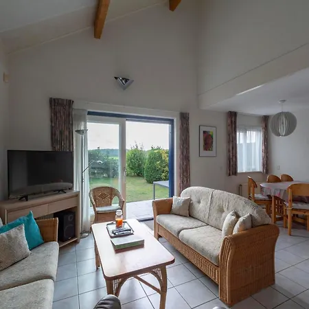 In Near Sandy * ユリアーナドルプ