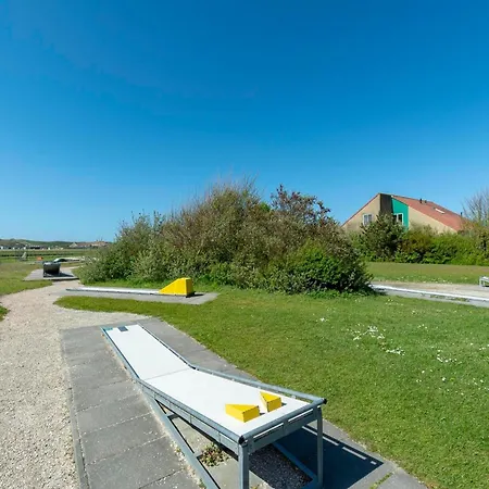 Villa In Near Sandy