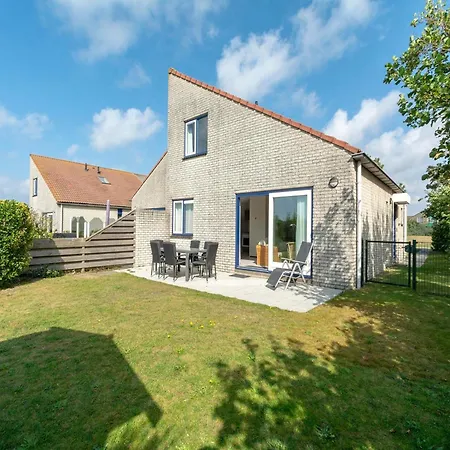 Βίλα Elegant Beachside With Garden Julianadorp